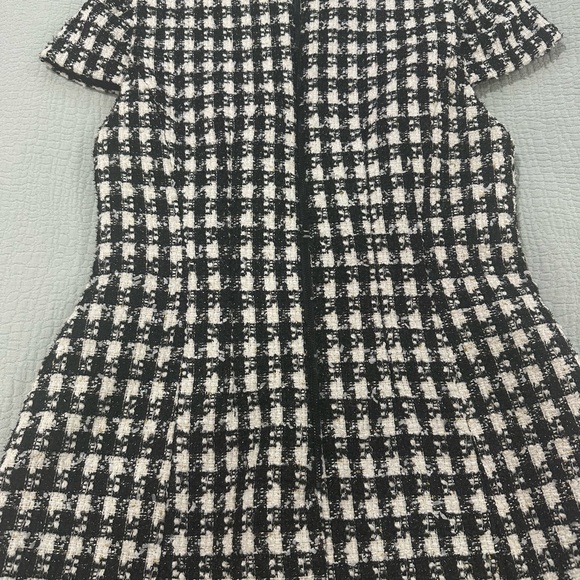 Alice + Olivia Black and White Velia Houndstooth Mini Dress - Picture 8 of 11